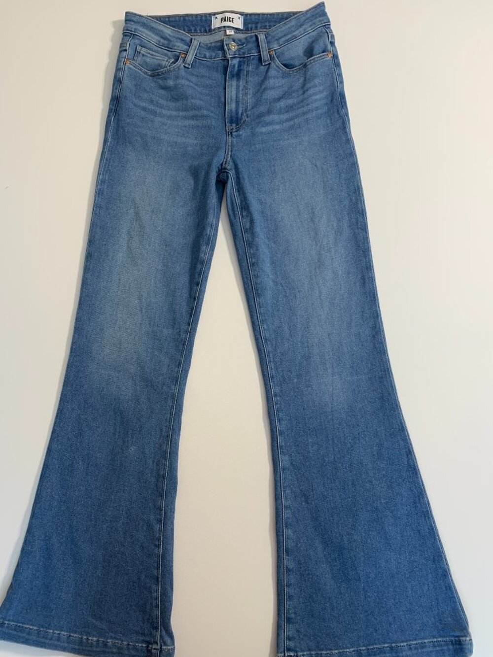 PAIGE GENEVIEVE HIGH RISE FLARE JEAN Women's size 27
